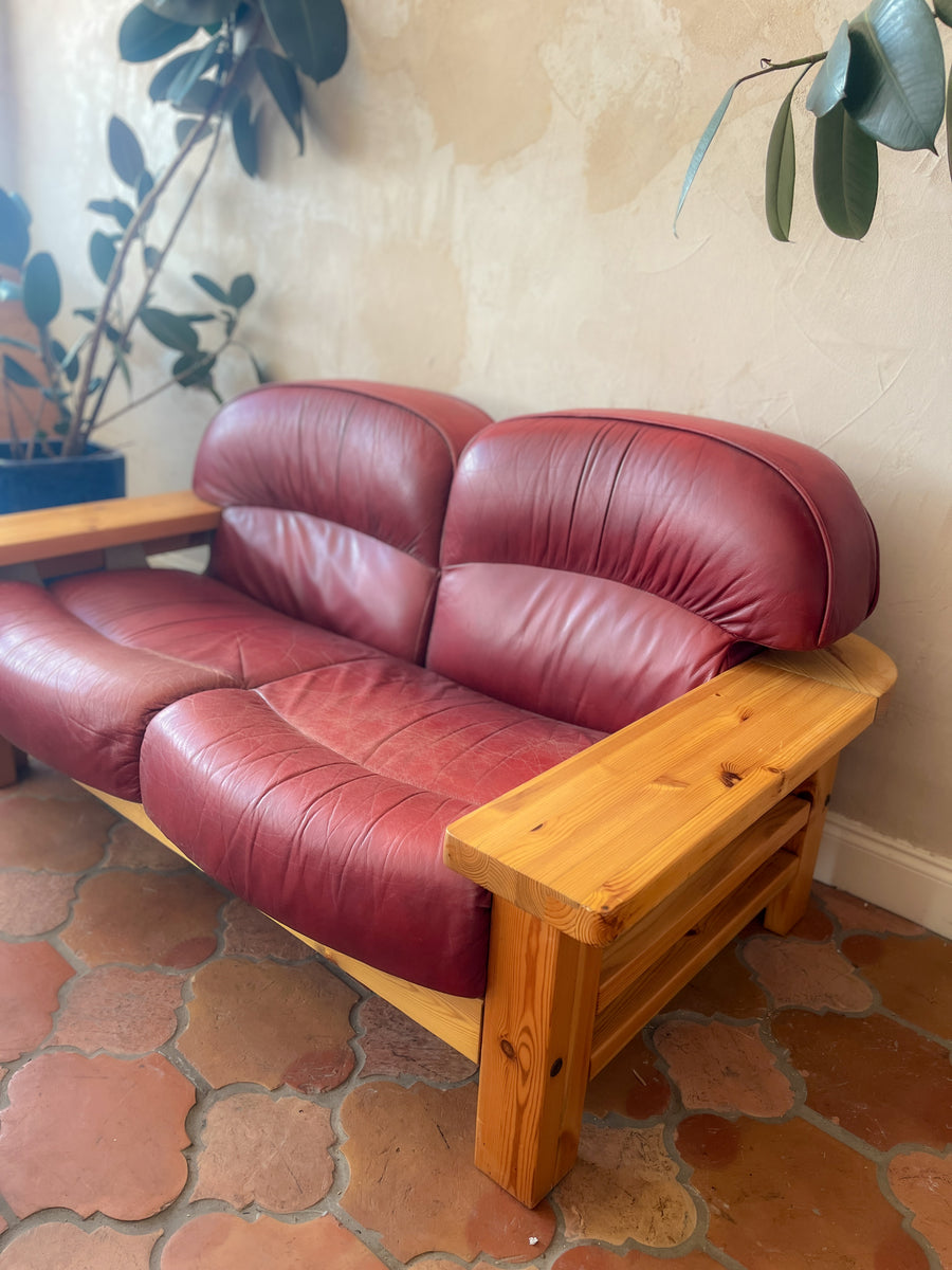 vintage sofa 片肘2Pワインレッド　革張り vintage sofa 片肘2Pワインレッド 革張り vintage sofa 片肘2Pワインレッド