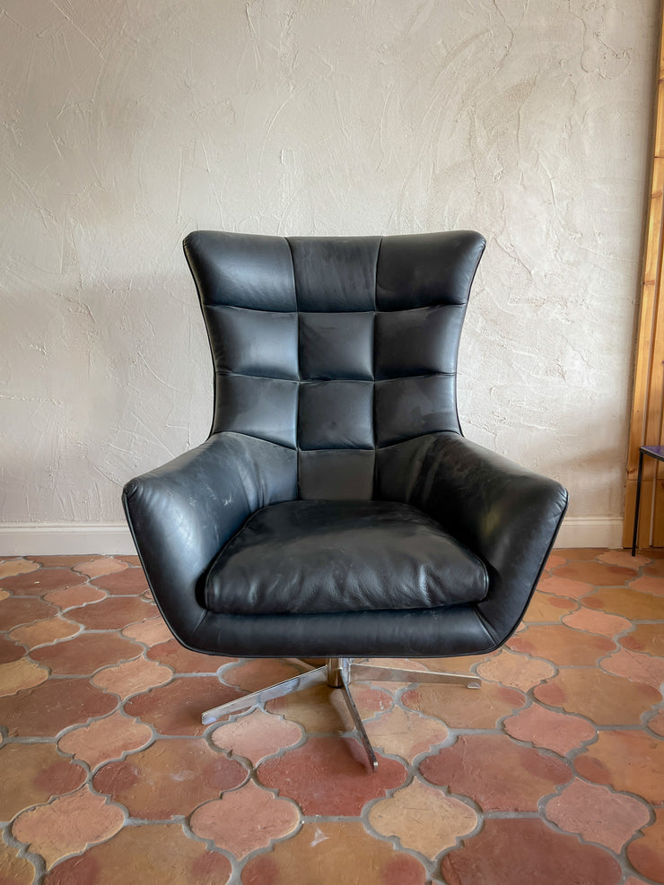The Jacob by Calia Italia Leather Swivel Chair