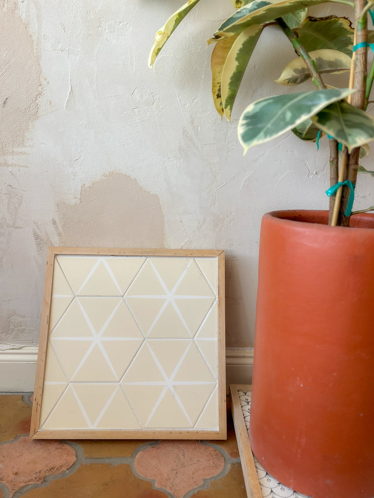 Yellow Hexagon Tiled Rolling Stand (FREE SHIPPING)