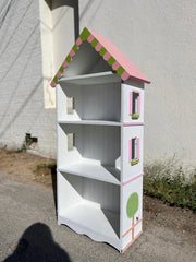 Folk Childrens Bookshelf