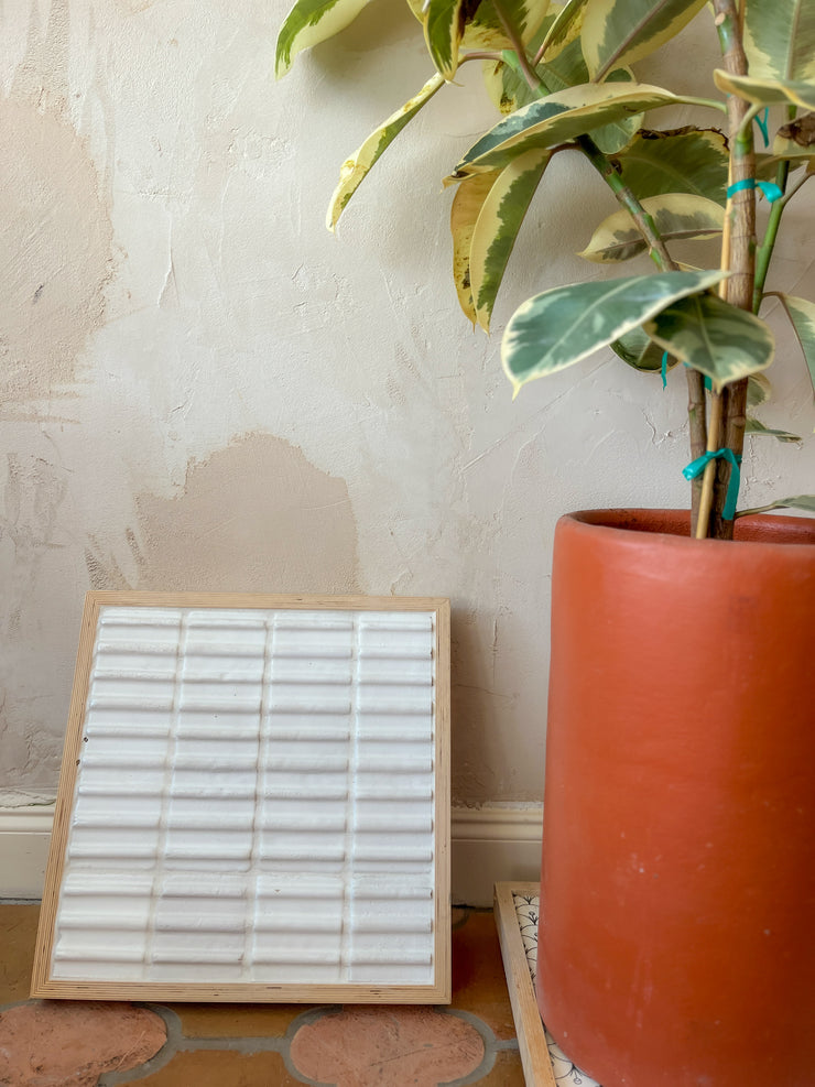 White Relief Tiled Rolling Stand (FREE SHIPPING)
