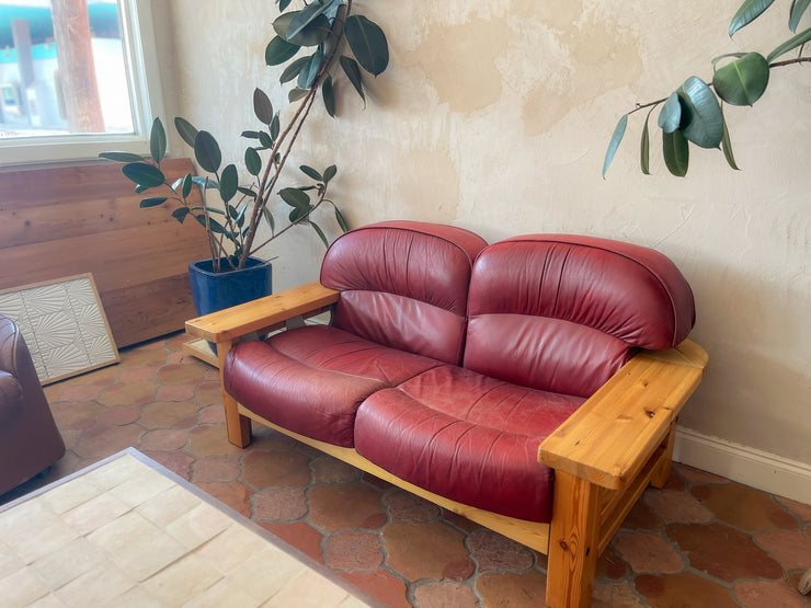 Hämeen Kalustaja Pine and Leather Loveseat